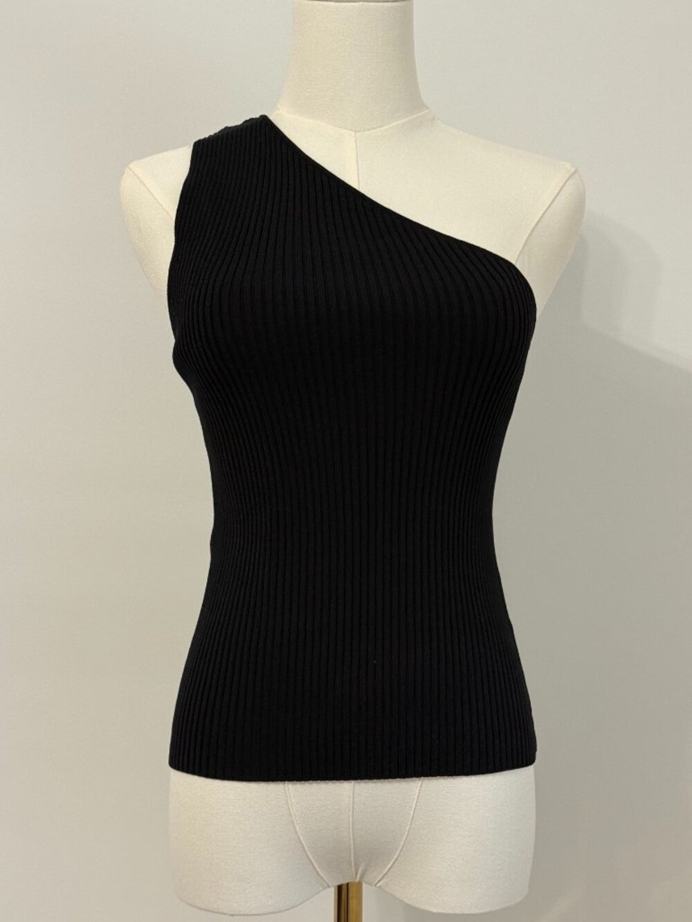 Madison the Label Enya Knit Top Size M